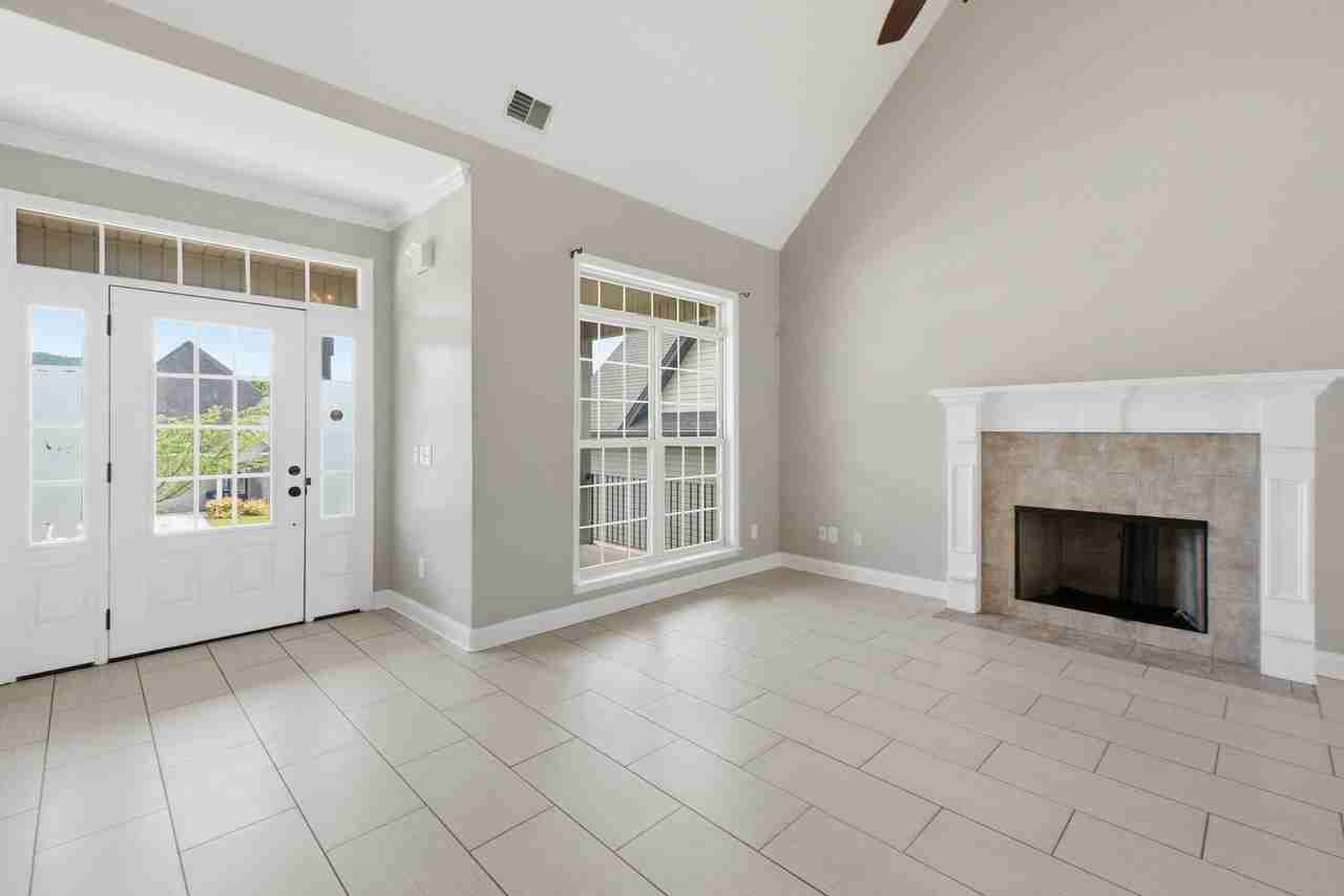 5343 Asher Village Dr - Photo 4 of 31