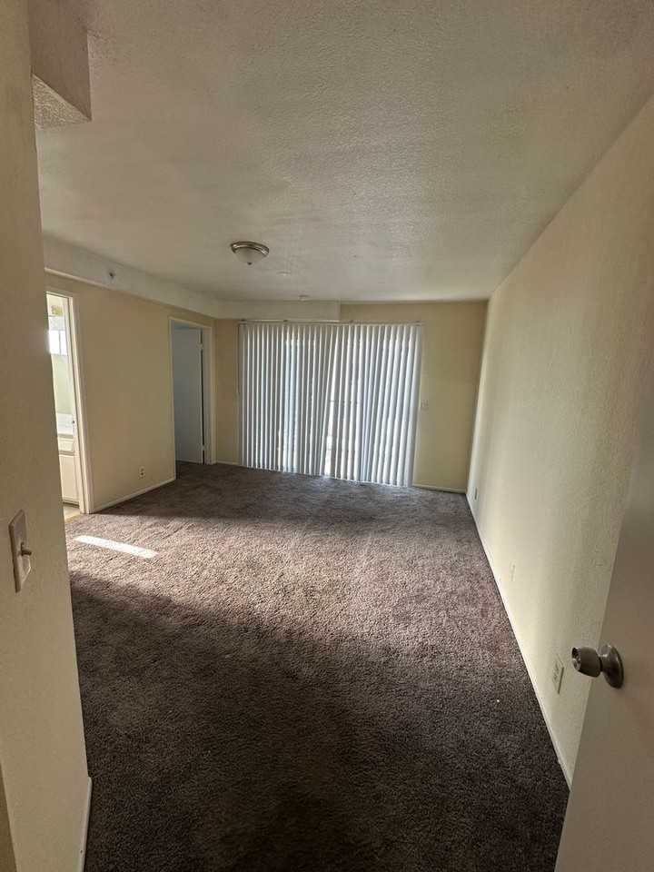 1440 Plaza Del Almo, Torrance - Photo 3 of 16