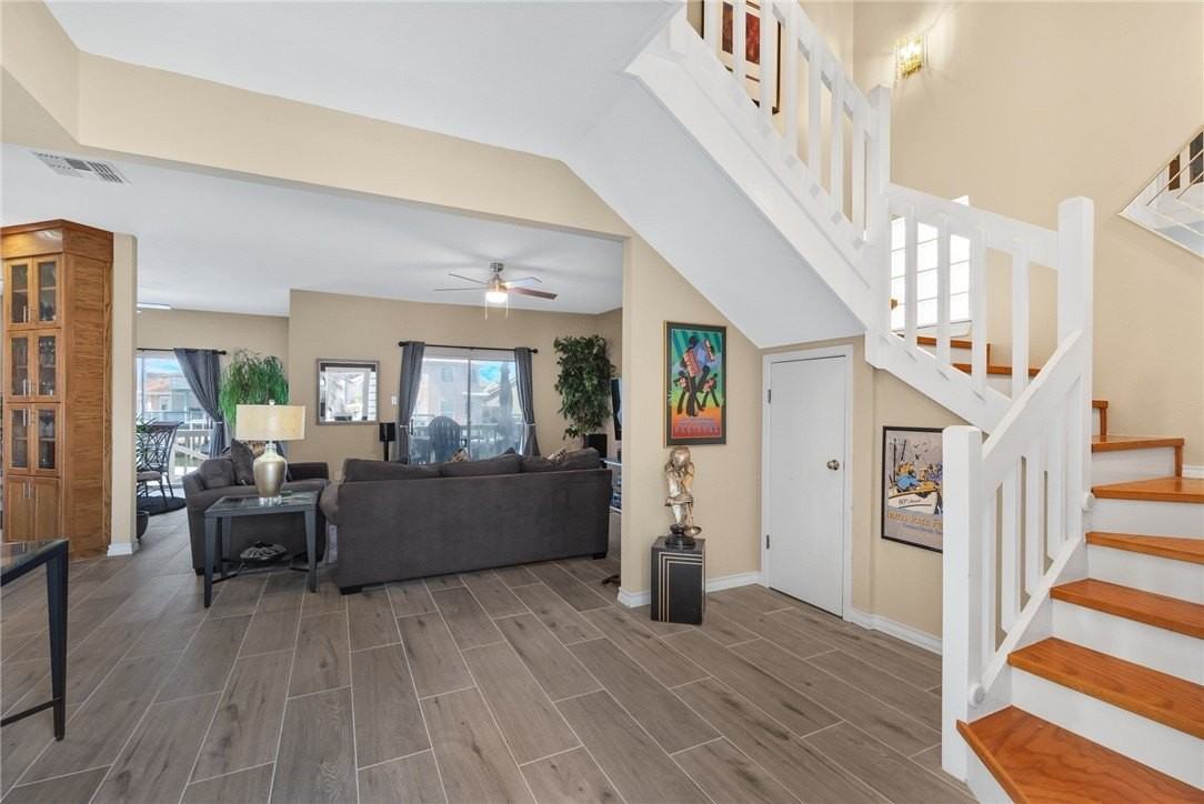 13545 Royal Fifth Ct - Photo 7 of 39