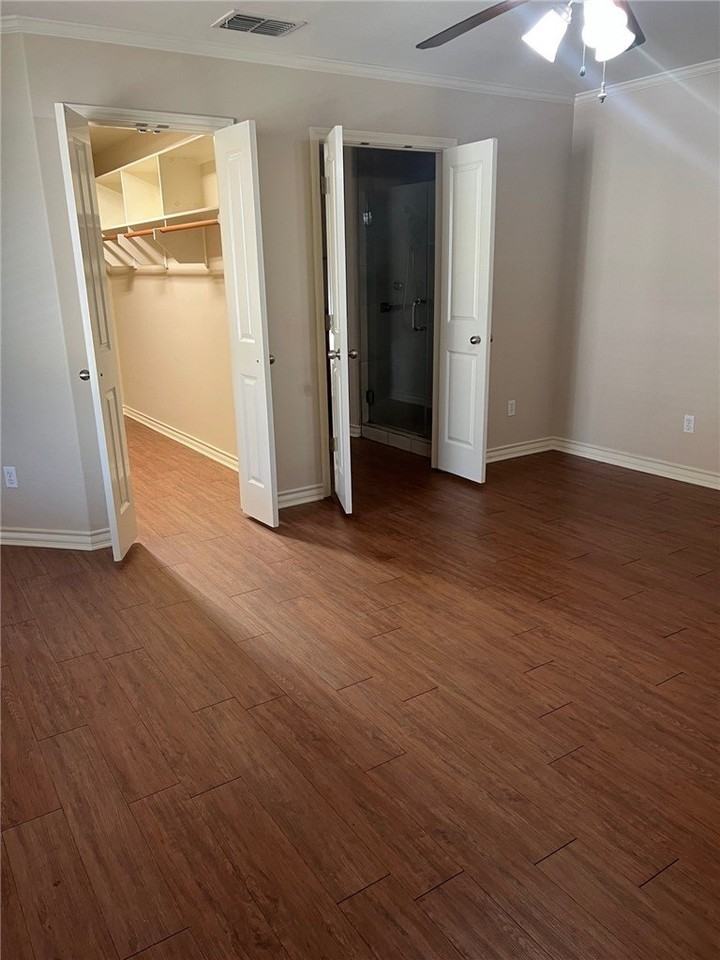 6133 Maximus Dr - Photo 5 of 9