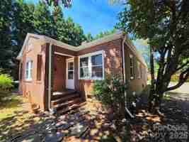 featured image of 322 W Mccubbins St