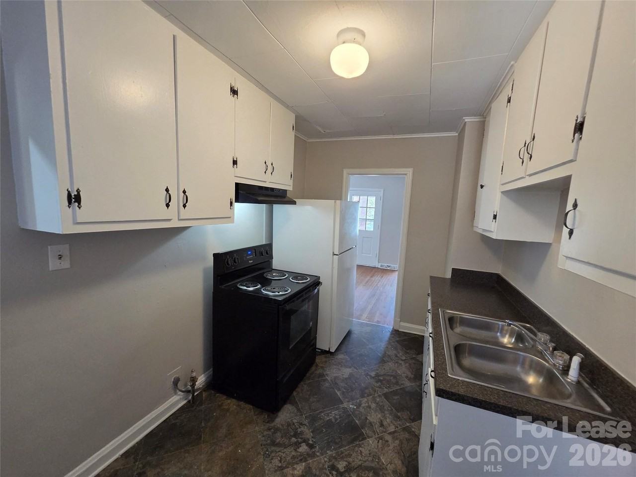 322 W Mccubbins St - Photo 5 of 11