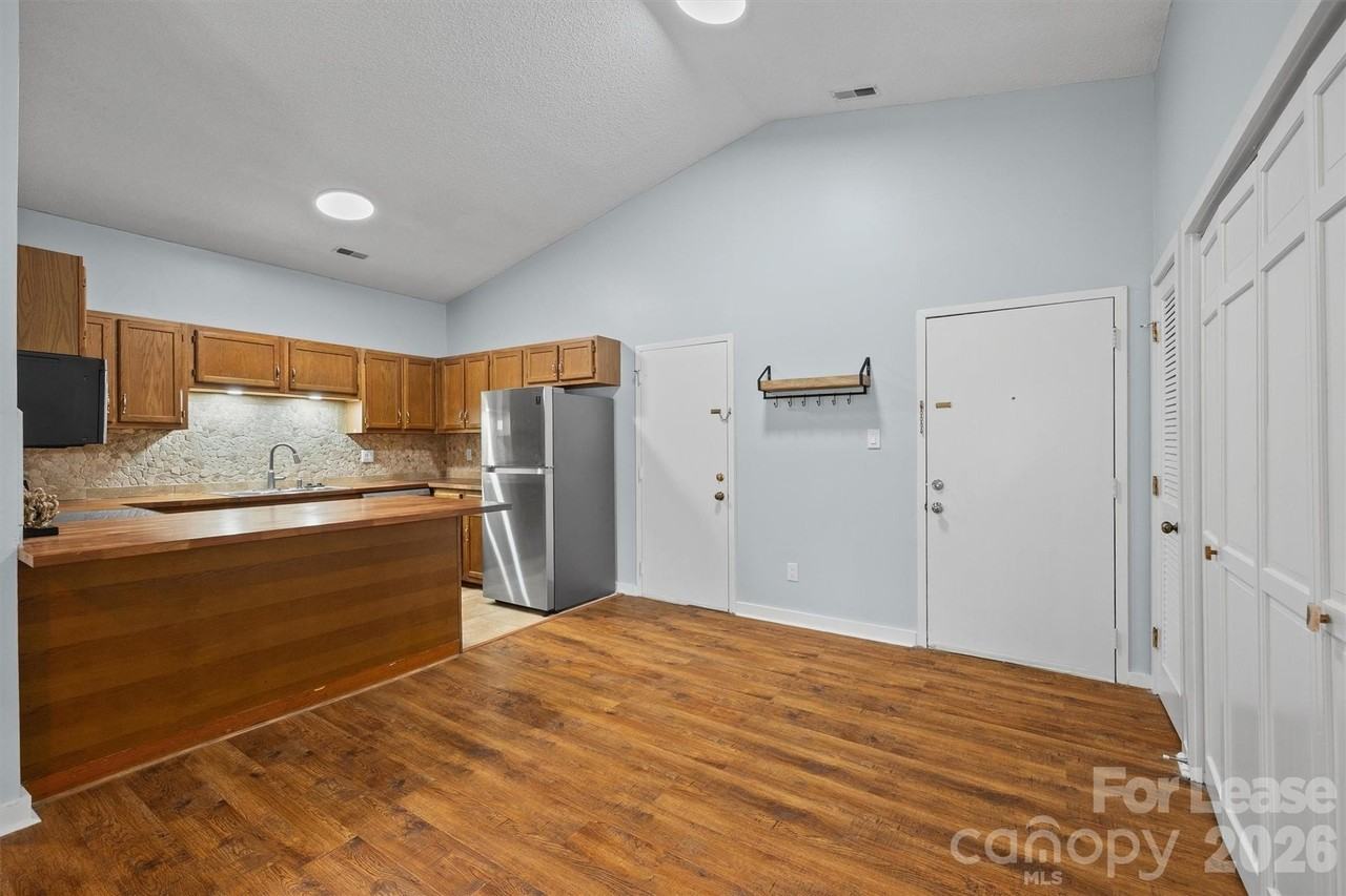 4130 Charlotte Hwy #L - Photo 4 of 26