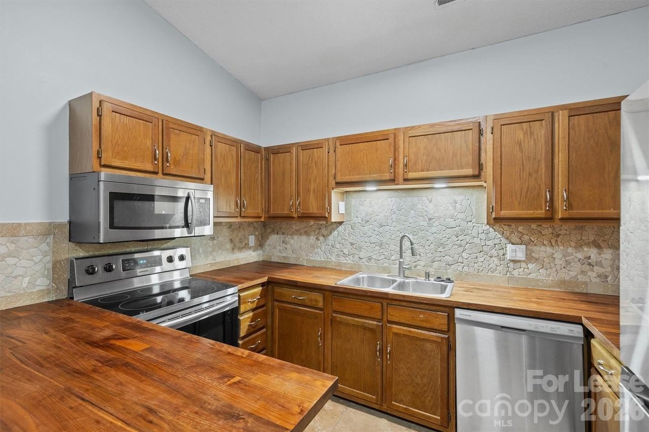 4130 Charlotte Hwy #L - Photo 6 of 26