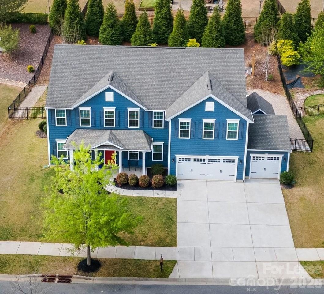 1620 Callahan Rd - Photo 4 of 39