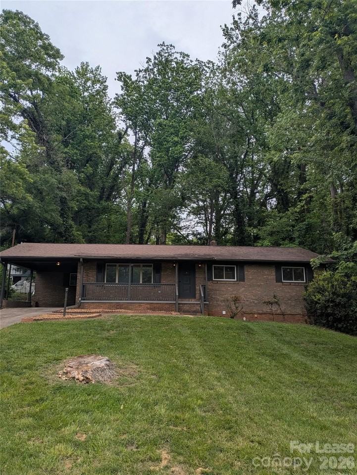 1002 Hemlock Dr - Photo 2 of 42
