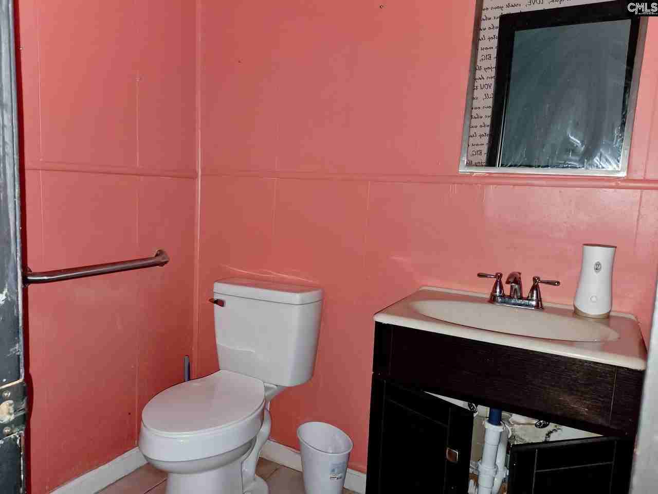 2207 Decker Blvd - Photo 6 of 6