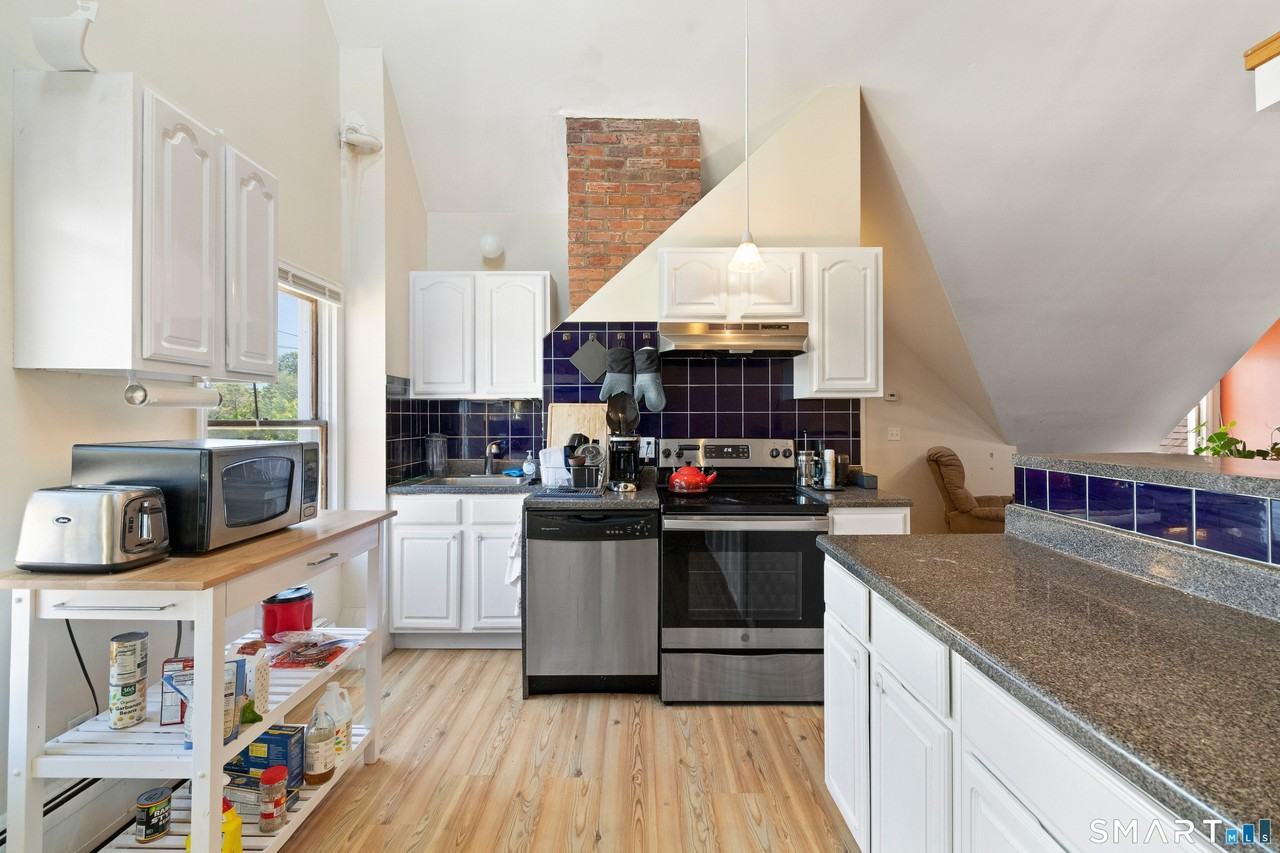 542 George St #A3 - Photo 5 of 22
