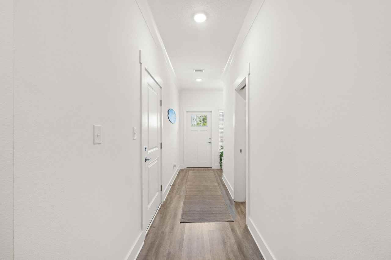 81 Date Palm Ln - Photo 6 of 35