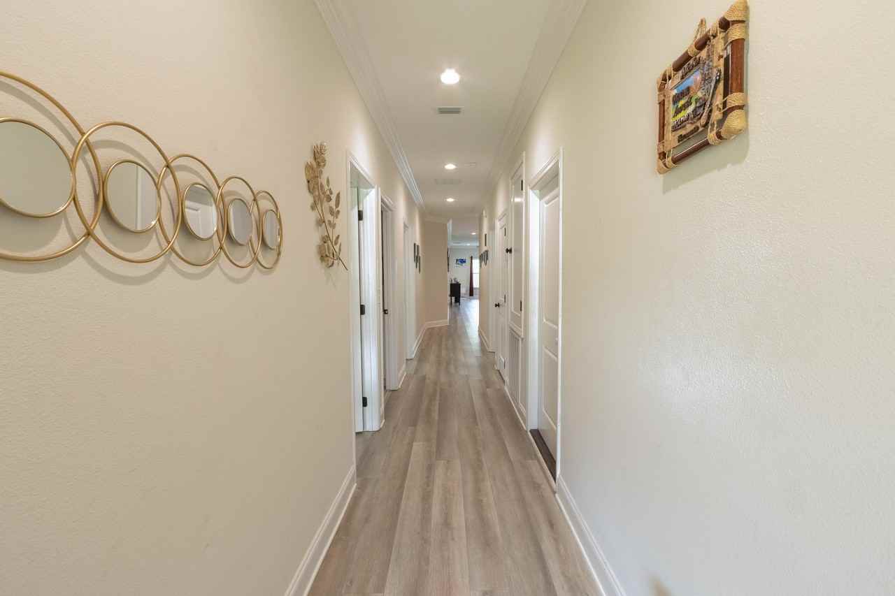17 9th Ave - Photo 3 of 23