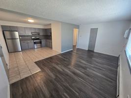 featured image of 1936 Vinewood Ln