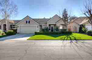 featured image of 4611 W Rio Bravo Dr