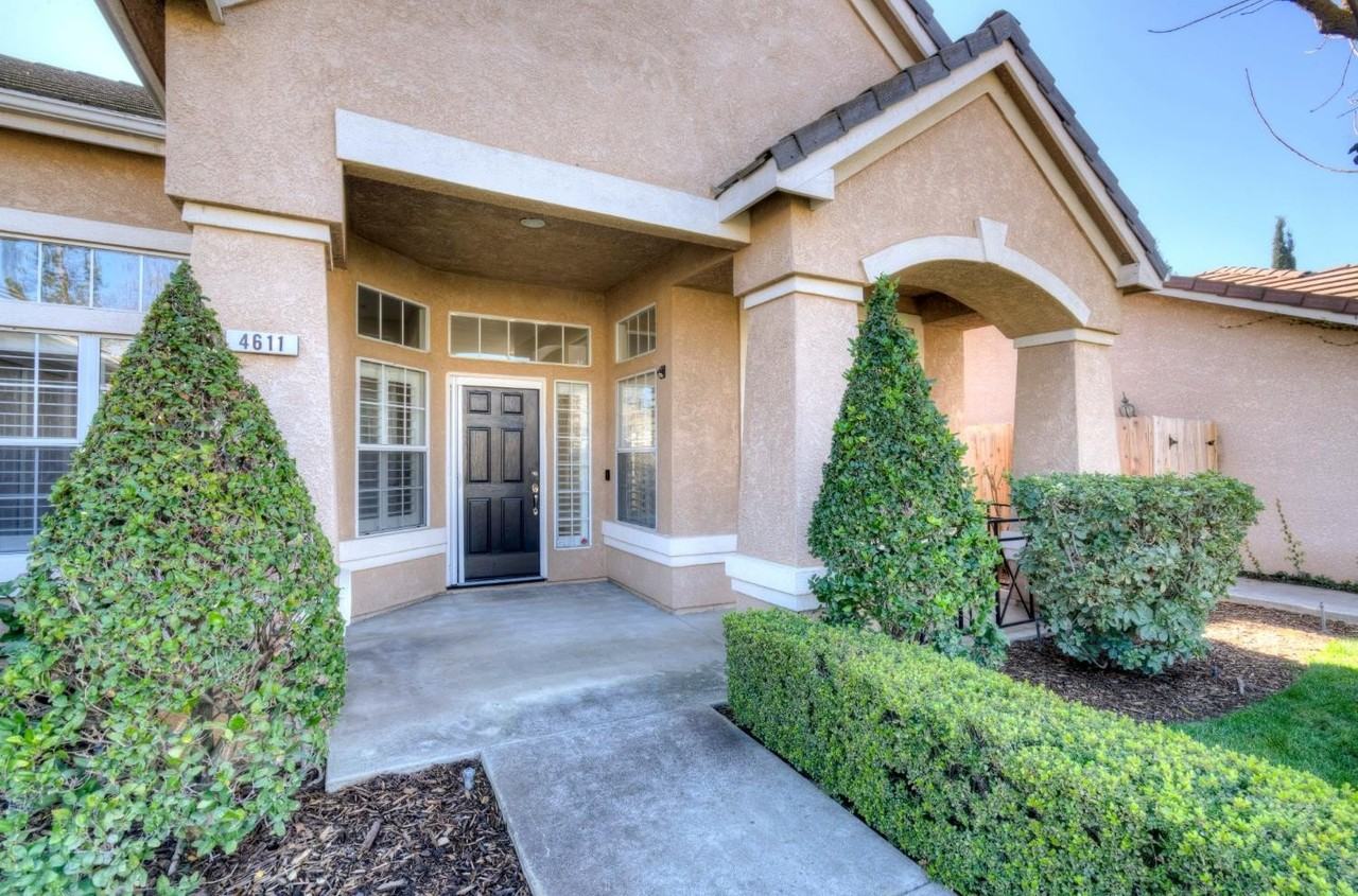 4611 W Rio Bravo Dr - Photo 3 of 19