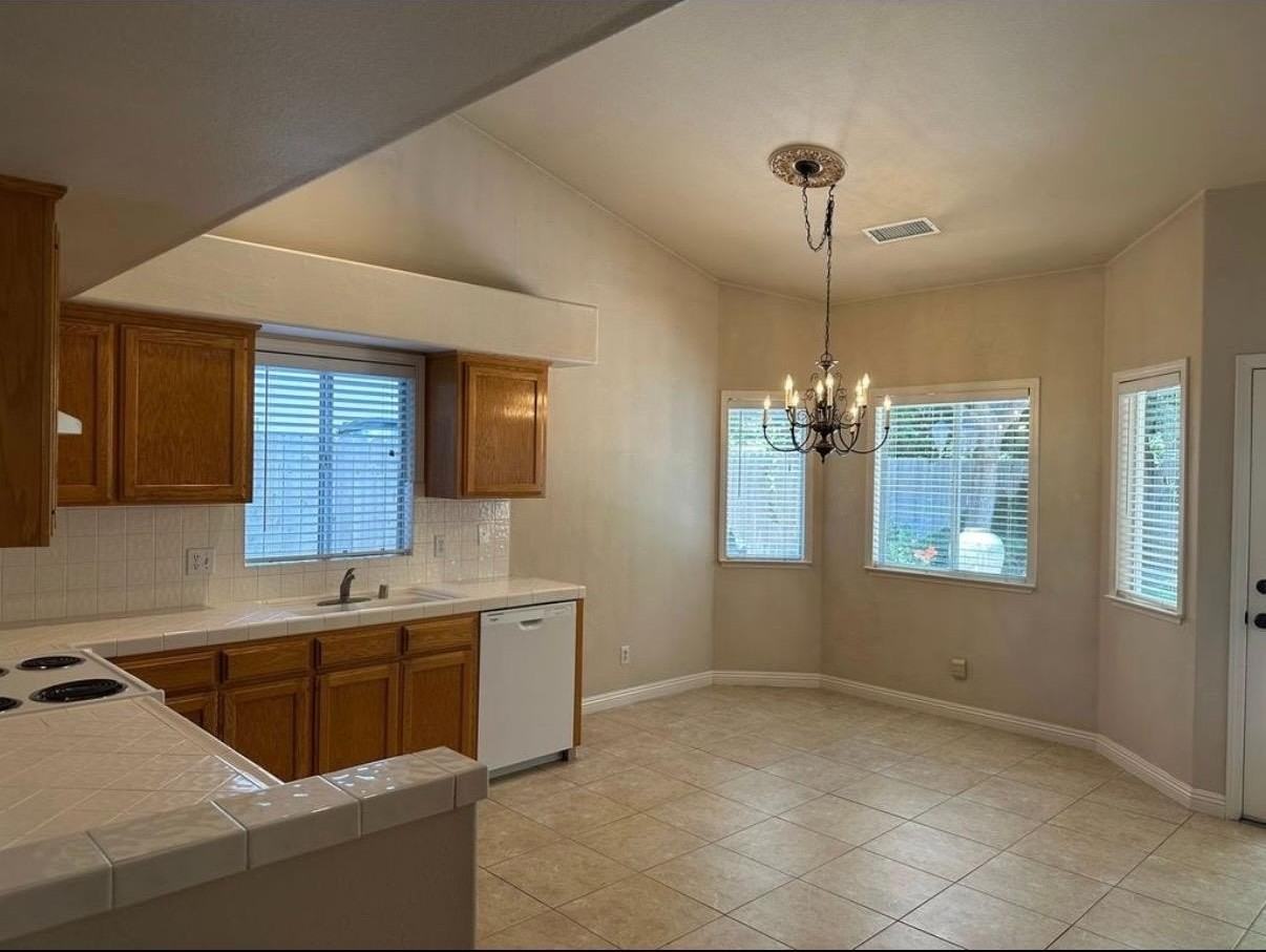 361 W Chennault Ave - Photo 3 of 15