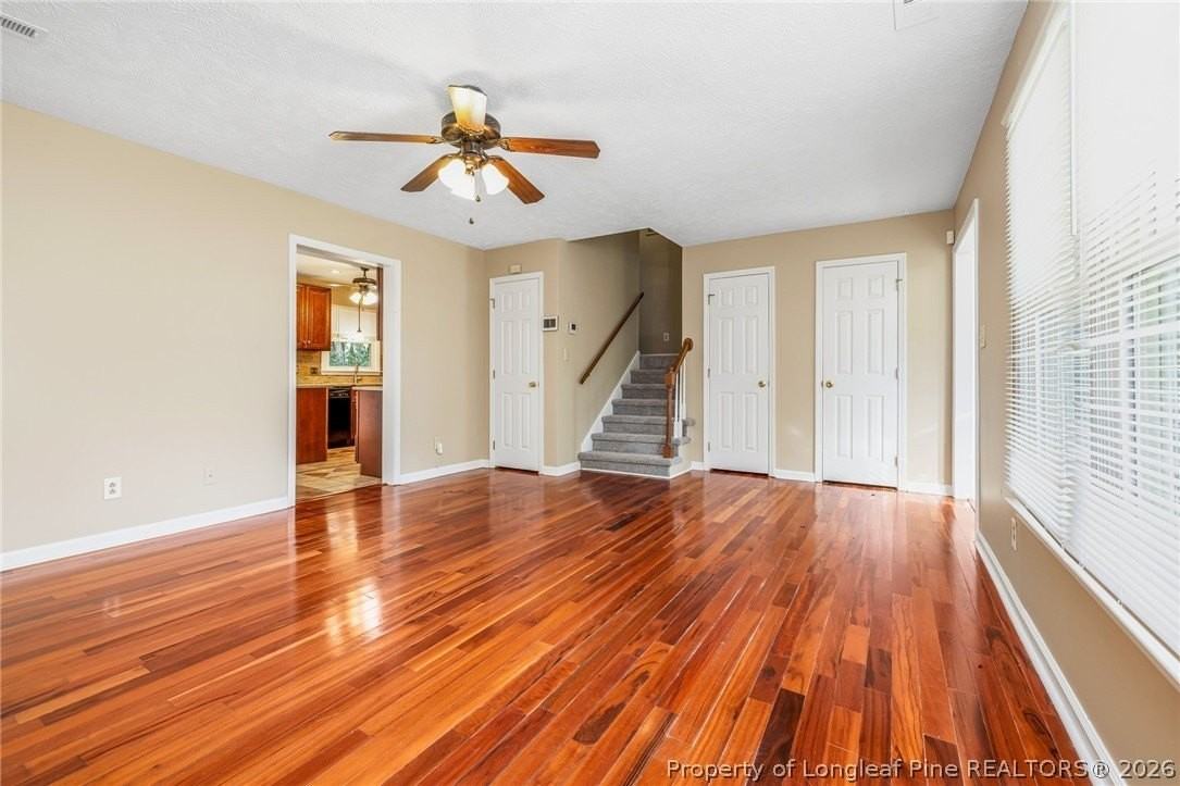 1583 Winnabow Dr - Photo 5 of 32