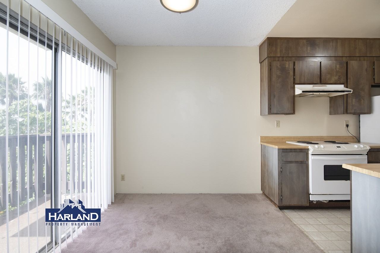 2112-2114 Thomas Ave Unit 3 - Photo 6 of 15