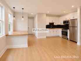 906908 Park St #3W - Photo 1 of 1