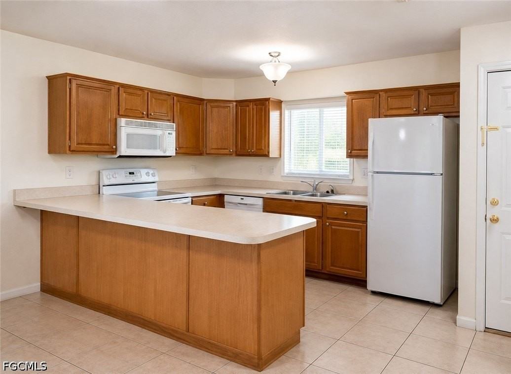 1623 Sw Santa Barbara Pl - Photo 3 of 16