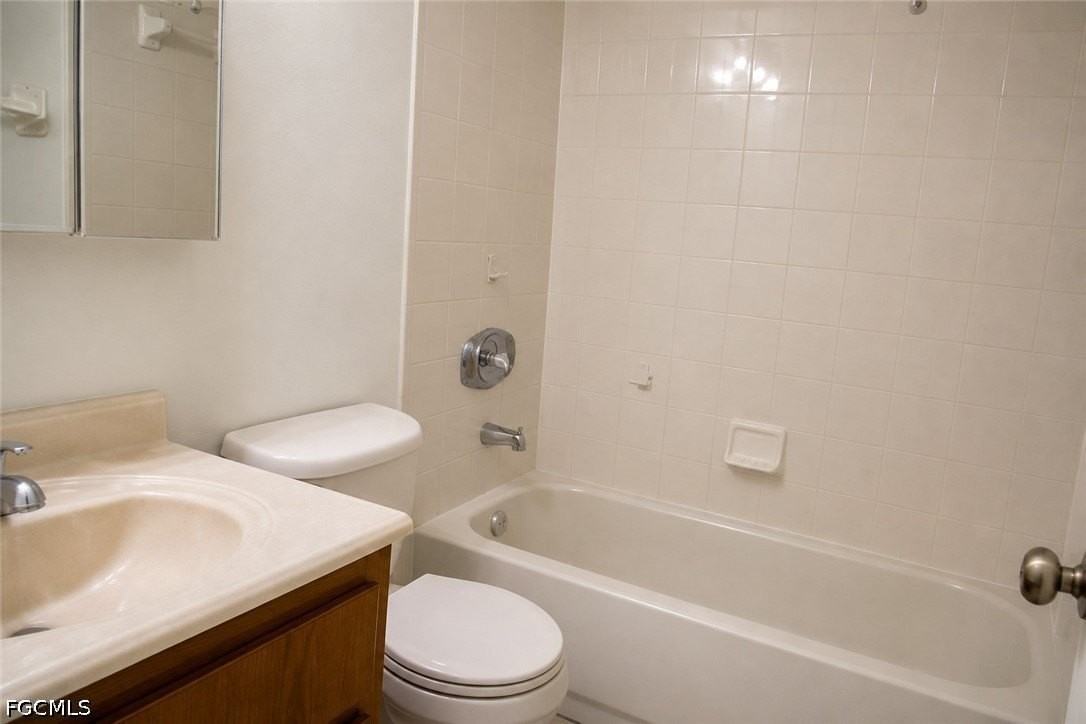 1623 Sw Santa Barbara Pl - Photo 6 of 16