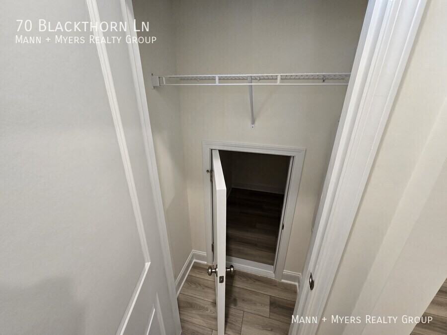 70 Blackthorn Ln - Photo 6 of 50