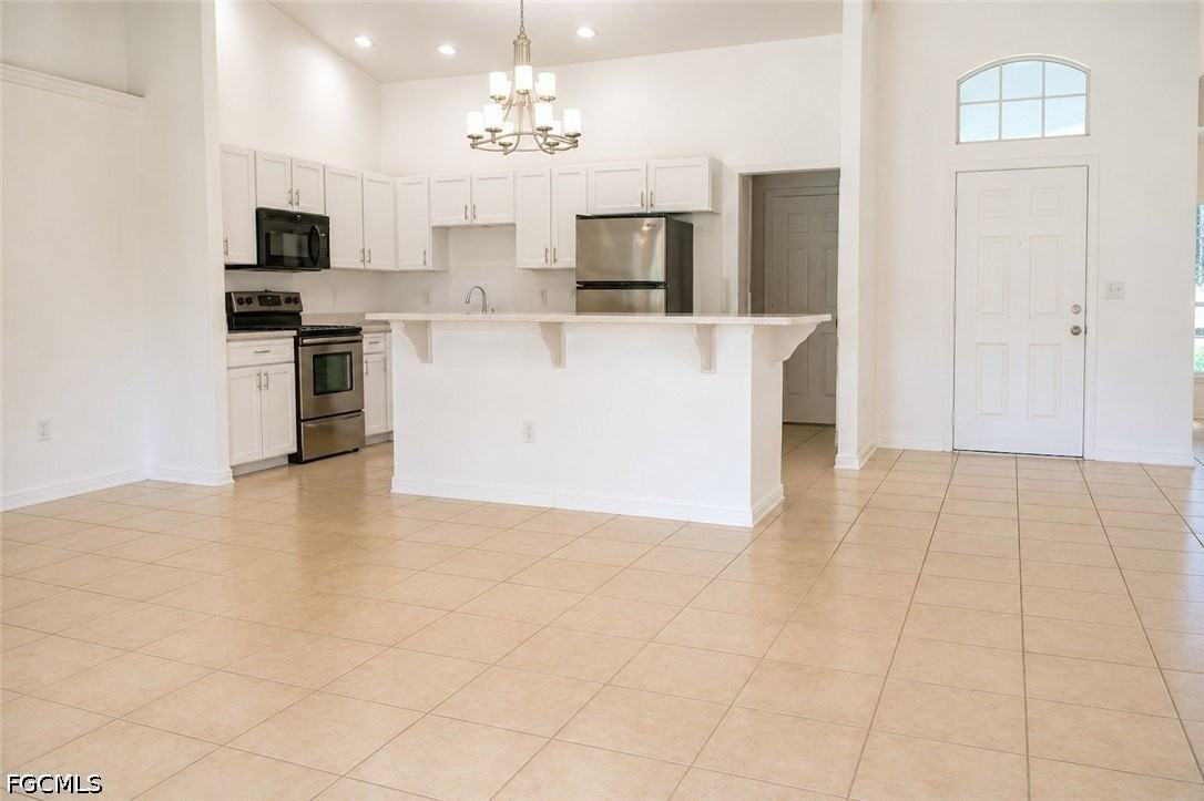 4714 Skyline Blvd - Photo 2 of 26