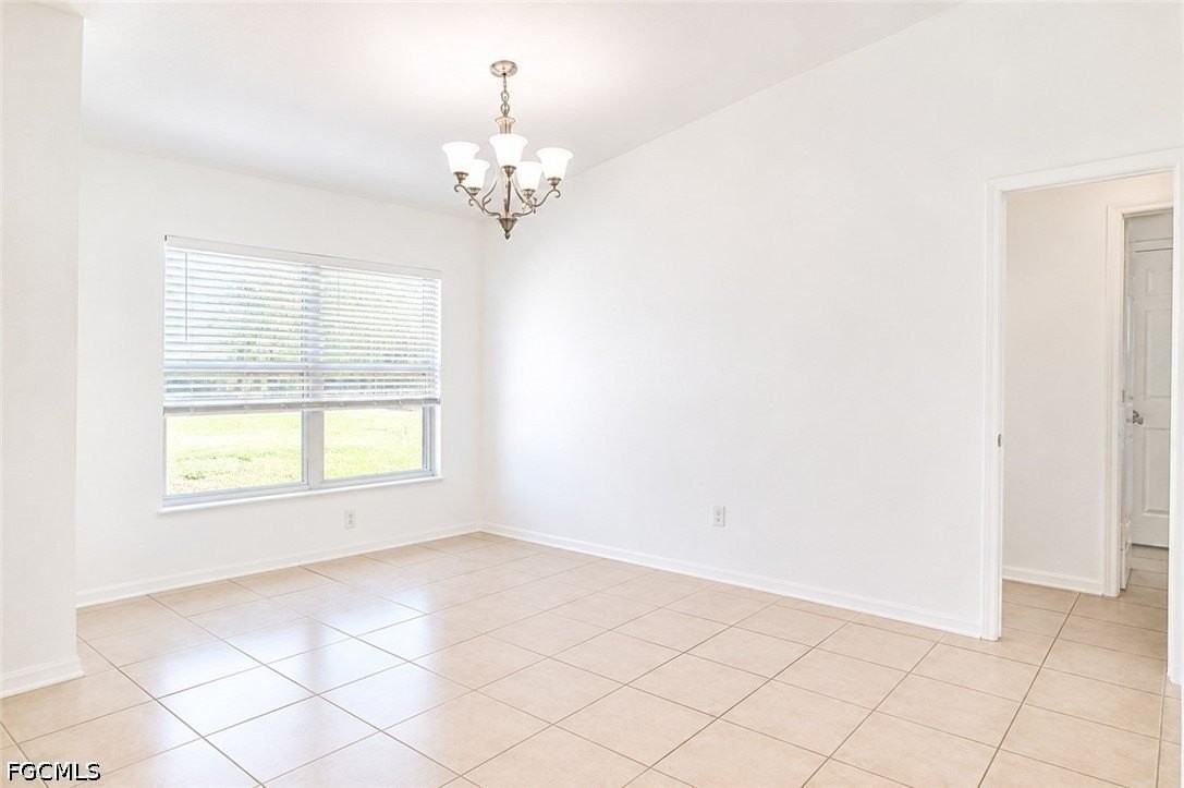 4714 Skyline Blvd - Photo 5 of 26
