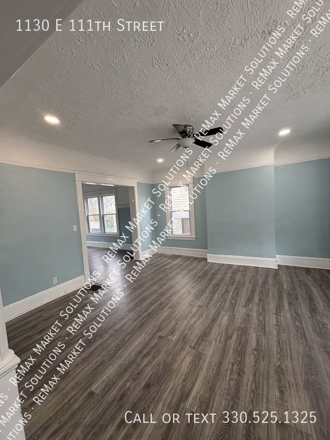 1130 E 111th St - Photo 4 of 14