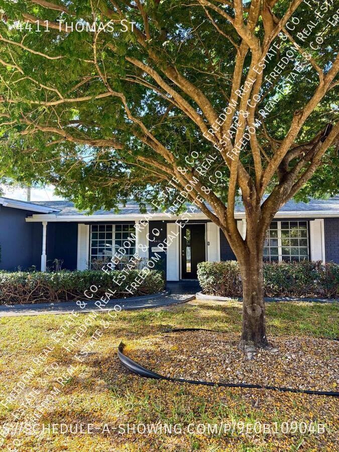 4411 Thomas St - Photo 2 of 14