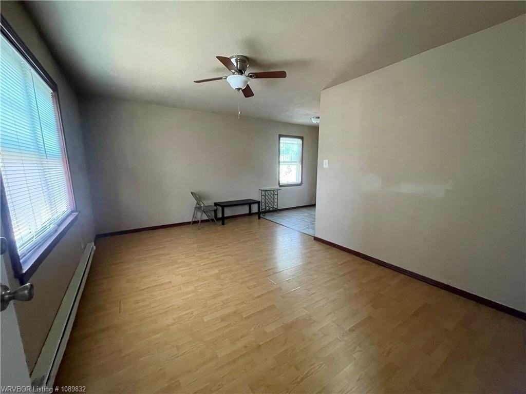 903 N 47th St - Photo 2 of 13