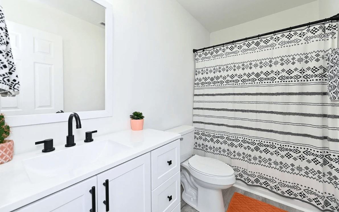 405 Old Buncombe Rd #23 - Photo 6 of 13