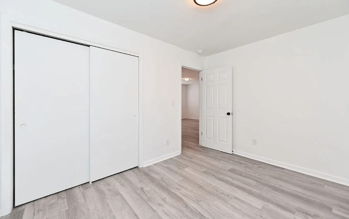 405 Old Buncombe Rd #32 - Photo 7 of 13