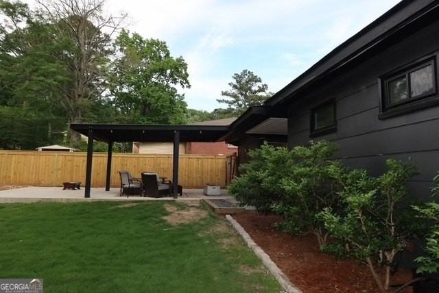39 Willow Dr - Photo 2 of 38