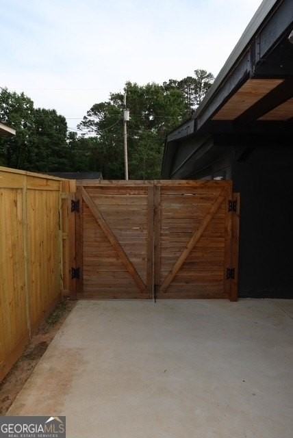 39 Willow Dr - Photo 6 of 38