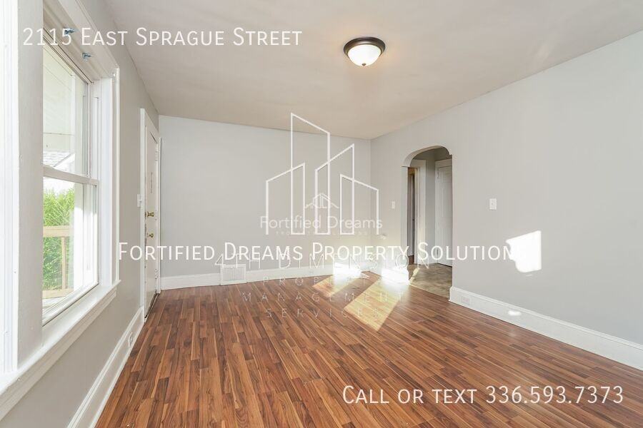 2115 E Sprague St - Photo 4 of 19