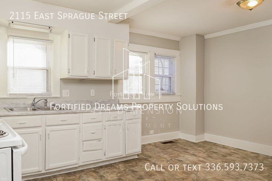 2115 E Sprague St - Photo 6 of 19