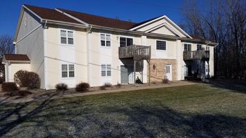 featured image of 8 Hickory Manor Dr #5