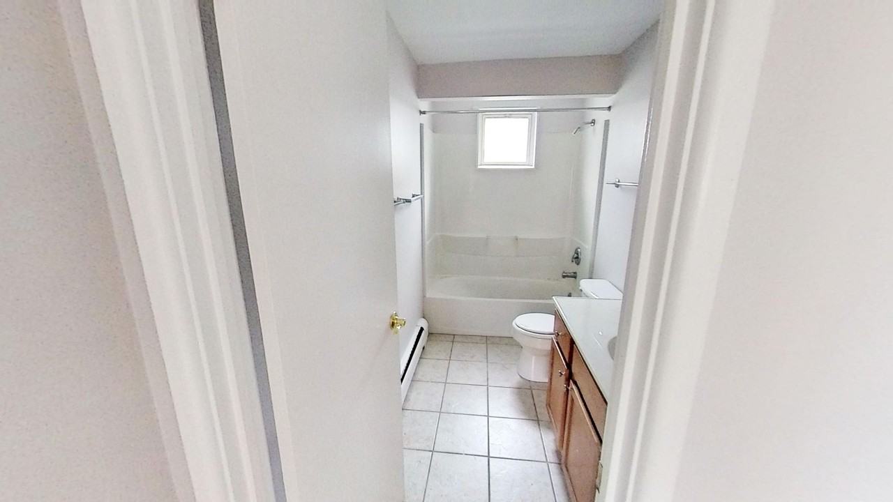 8 Hickory Manor Dr #5 - Photo 5 of 11