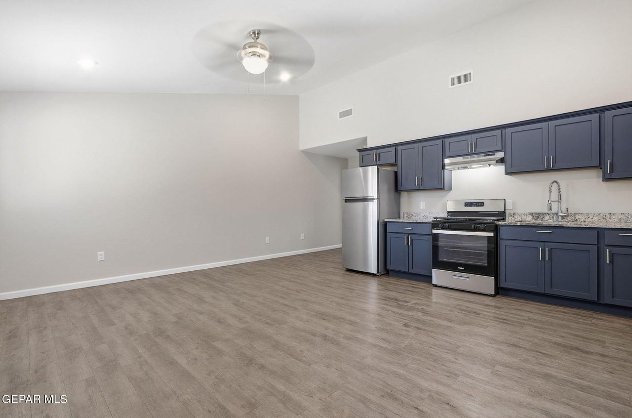 8761 Lawson St #4 - Photo 4 of 24