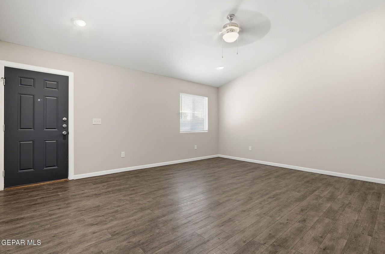 8761 Lawson St #4 - Photo 6 of 24