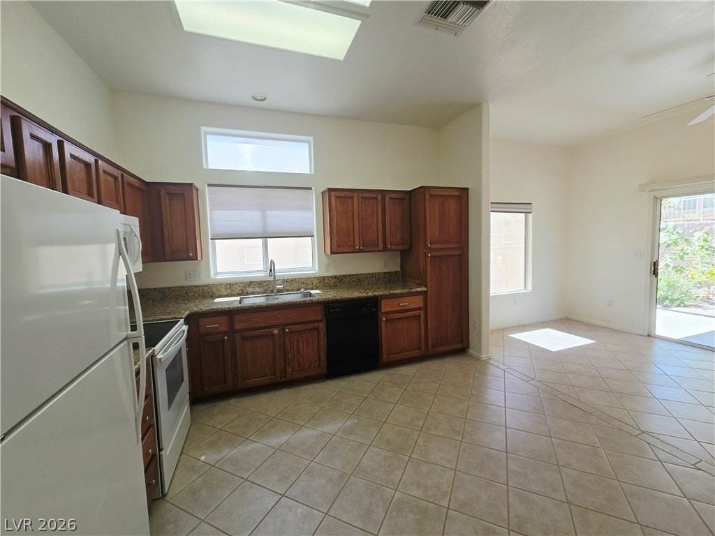10309 Longwood Dr - Photo 6 of 36