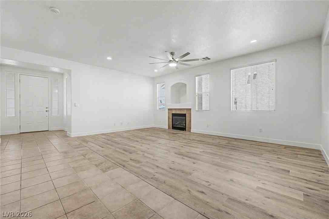 835 Entrada Ridge Ave - Photo 3 of 34