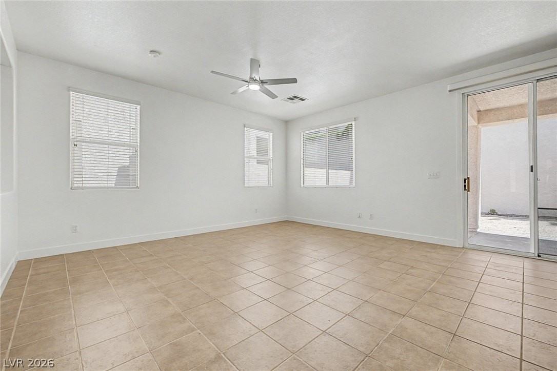 835 Entrada Ridge Ave - Photo 7 of 34