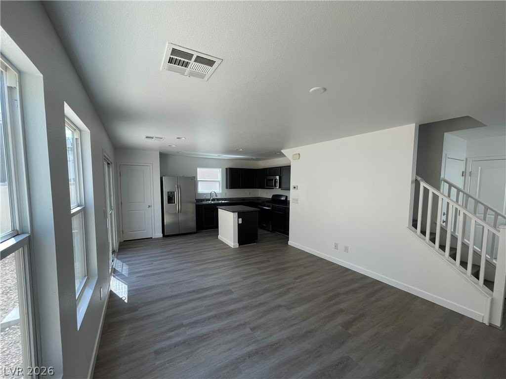 3667 Via Alamo Ave - Photo 5 of 22