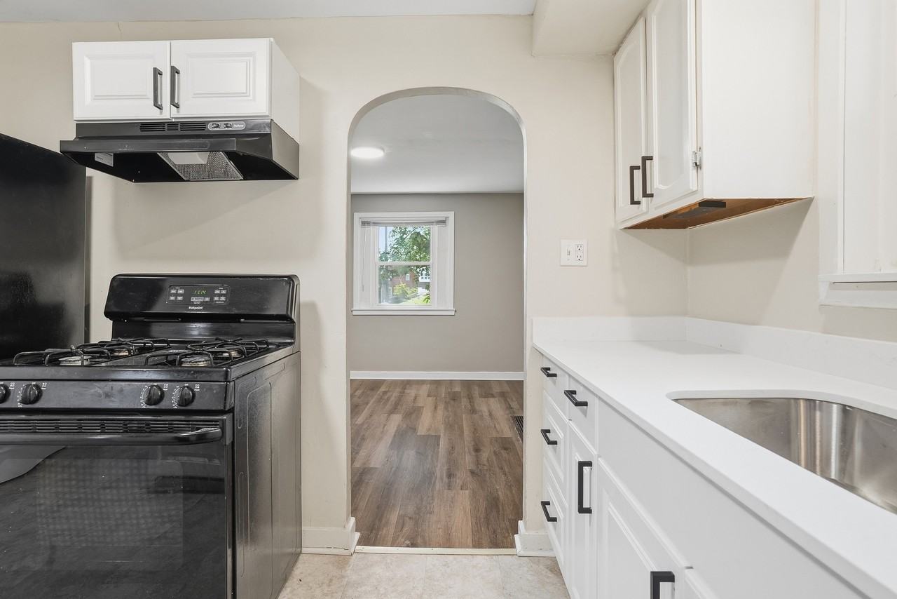 624 Elm Dr #1 - Photo 5 of 42