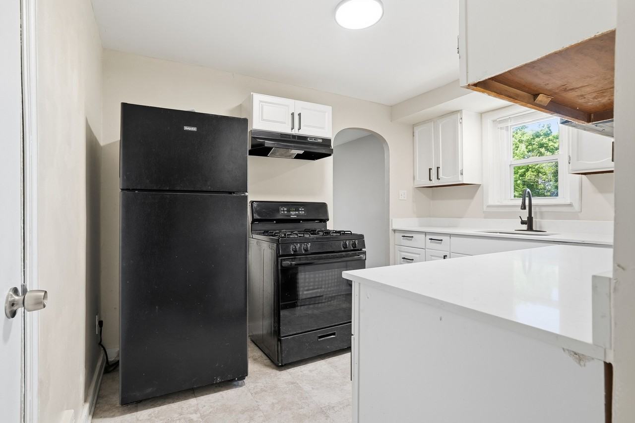 624 Elm Dr #1 - Photo 6 of 42