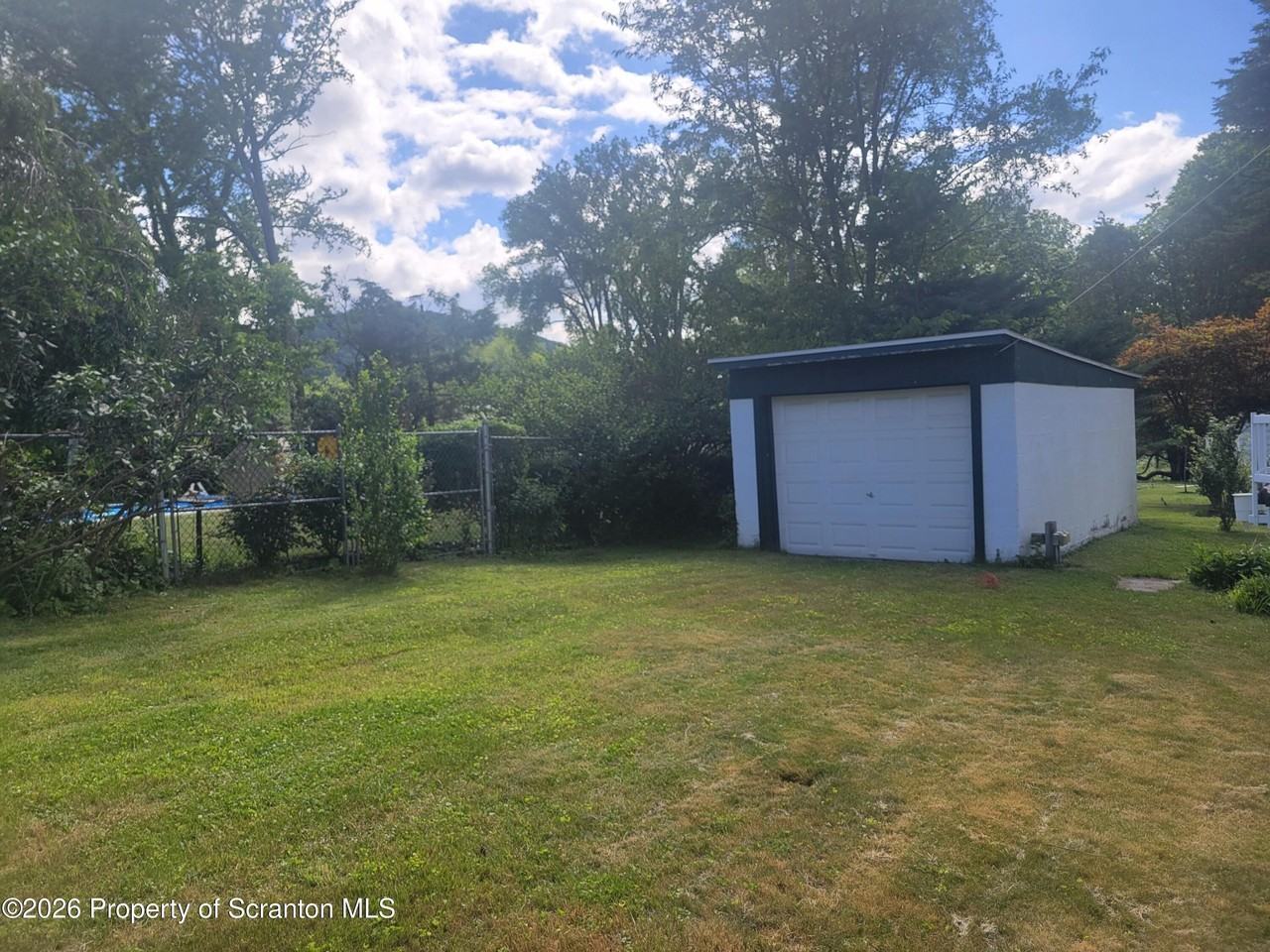 85 West St - Photo 5 of 30