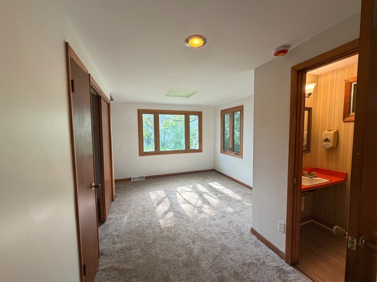 26 Janet St - Photo 6 of 11