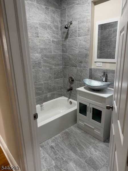 431 S 14th St - Photo 3 of 7