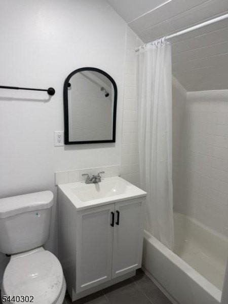18 Elm St #3 - Photo 4 of 4