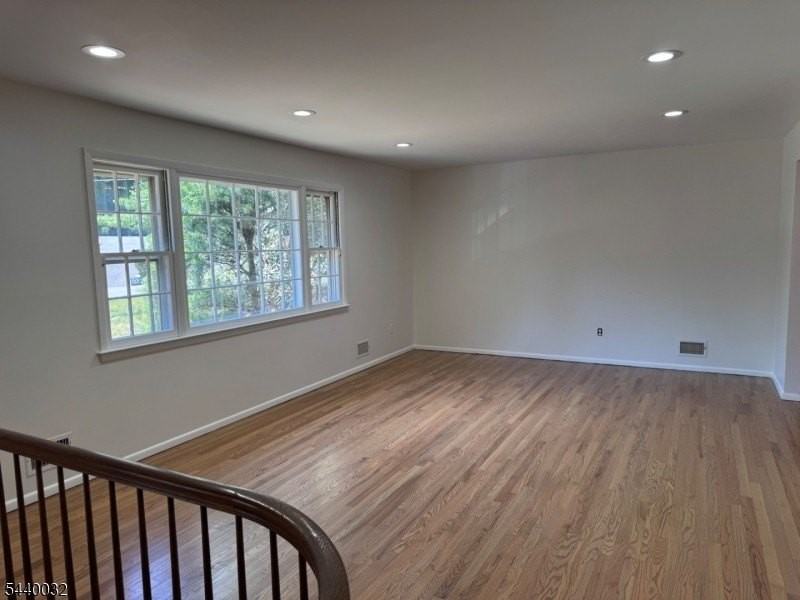 76 Cider Mill Rd - Photo 5 of 40